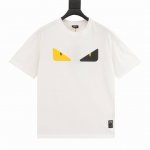 Fendi 芬迪 经典小怪兽胶皮眼睛短袖 夏季新品 小怪兽眼睛压胶印花圆领短袖T恤 下角加小扣子 后背硅胶字母Logo 定制32支280G纯棉面料，手感非常舒服