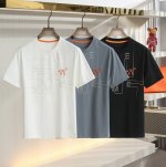 H家 2025夏季新款 男士短袖 时尚圆领T恤 此款 采用立体拱桥绣 高密度刺绣 印花！经典品牌图案！工艺精湛 大气而精致 设计感十足！面料更是采用进口丝光棉