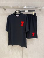 25Ss Ami Alexandre Mattiussi 重磅圆领短袖T恤短裤套装 选用330克双纱平织棉面料打造 重工刺绣工艺 男女同款 码数 S-Xl 颜色