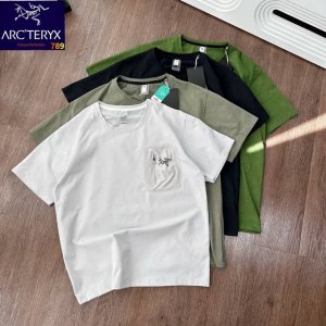 arcteryx 始祖鸟轻量化短袖 高弹格鲁网 黑 绿 灰军绿 灰杏 尺码M到5Xl 新款面料 网格透气 细长纤维 具有良好的吸湿透气性能 久穿不粘腻 保证身体