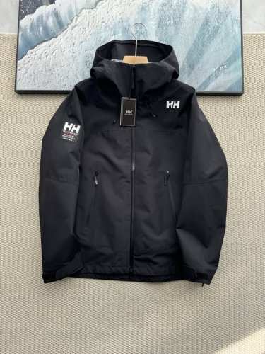 380包邮 helly Hansen 海丽汉森25Ss春季新款户外防风防水休闲连帽冲锋衣外套！ 这里版型设计经过精心考量，既贴合人体曲线，又给予身体充分的活动空