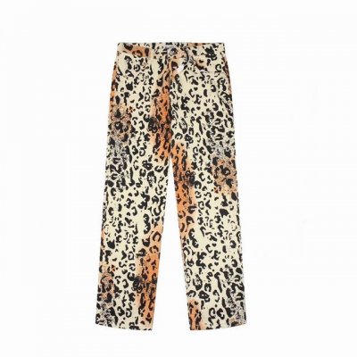 款号242 Stussy Ss23 Wordwild 斯图西重磅直筒印花扎染豹纹王嘉尔同款牛仔裤 男女同款 StüSsy的作品深受冲浪文化和沙滩New Arrivals的影响，并在