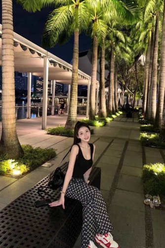 长裤 短裤80 驴家 气质小富婆Logo皮牌空气长裤短裤 腰头皮牌设计 斜口袋贵工艺做法 松紧腰围不桃人 版型舒适又遮肉显瘦 黑色