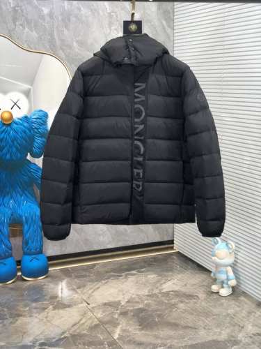 支持年后 蒙口： 秋冬新款连帽羽绒服！时尚保暖羽绒服！贸易公司订单好货，官网同步发售，H最为男生秋冬限量必入保暖时尚休闲羽绒服！填充羽绒90白鸭绒蓬松度极佳，M