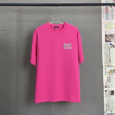 c39 Miu Miu 300高克重 高端镶钻工艺 独家专供新款原单男士休闲短袖 高端定制 高版本 时尚百搭爆款 进口面料 手感超柔软细腻 穿着亲肤舒适 高端精