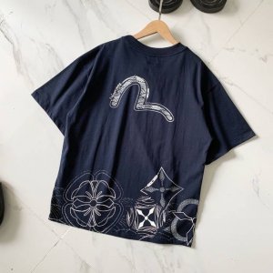 Evisu福神多重家花印花潮流运动休闲风超宽松短袖T恤 货号 2Eshtm4Ts1069Rxct 颜色 藏青色 面料 100%纯棉 面料60元一公斤 纯棉中最丝