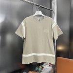 上新 顶级版本 最高品质 罗意威 Loewe2025Ss夏季新款撞色绣花 圆领短袖T恤 原版面料高版本高品质 网红明星同款 撞色绣花Logo简约大气，加上撞色线