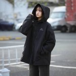 上新 Arc'teryx 始祖鸟连帽冲锋衣外套 始祖鸟25年春秋季新款，专柜同步新品！ 高品质的货！ 喜欢的千万别错过。 柜子同步款！ 贸易公司出口订单货，始祖