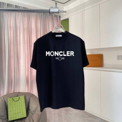 Moncle* 蒙口2025春夏新款 个性Logo印花 定制面料300 短袖T恤 男女同款 尺码：S M L Xl Xxl 五个码 颜色：黑色 白色 粉红色 铁