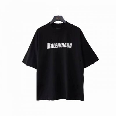 实拍细节图+尺码表 巴黎世家 Balenciaga洗水大破坏Logo撕裂短袖 经典的Logo设计搭配大坏破设计 正面裂纹丝网花印工艺 全件破坏工艺为工手破坏+激
