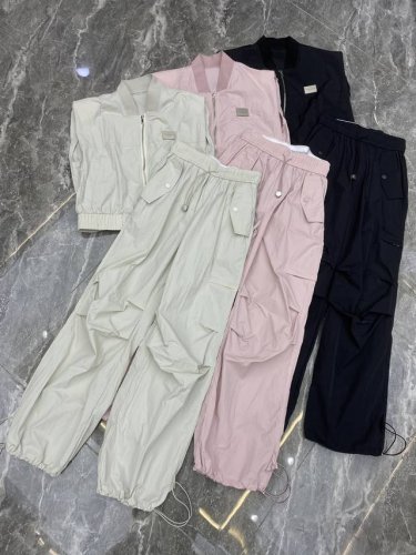 大王新品套装 爆款大王家套装 采用速干面料 马甲工装裤 包补单一套 超级爆 三色 Sml 套