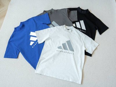 Gali同款 原厂品质 Adidas Basketball 25Ss 硅胶印花 Logo 短袖T恤 男女同款 颜色：黑色 浅灰色 深灰色 克菜因蓝 尺码：S M