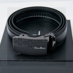 p90。爆款来袭，超级帅气，无法用语言来形容，原单Calvin Klein磨砂自动平滑扣高品质皮带 话不多说 直接看实拍图 真的超有质感 好东西不是靠嘴说的哈