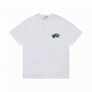 Dior 上新 Dior新款T上货 标志印花图案 后幅反标设计 1:1高品质 百分百纯棉洗水处理 布料精梳紧密赛络纺 不缩水不变形 更舒适柔软 高克重手感更好