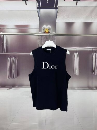 dior*迪奥 2025夏季Cd迪奥简约字母Logo图案印花 坎肩汗背心 运动健身 简约风 走秀款 圆领无袖T恤衫 宽松版型 男女同款 上身效果很赞 透气 颜色