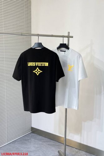 L218 Lvlouisvuitt*路易威登 2025春夏全新系列单品上线，非常时髦前卫的一款男女同款短袖，标识Logo图案发泡压胶修饰！区别于以往的不同，宣示