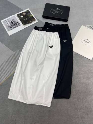 高品质prada2025春夏新款纯棉面料花苞半裙高腰显瘦腰头拼接Logo织带橡筋经典三角牌装饰高品质黑色白色Sml