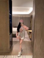 模特实拍已加入保护 货号 10776 露丝同款雪莉防晒上衣 送手机公仔夹