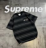 Nike条纹简约情侣短袖T恤 面料采用泡泡棉材质 手感舒适 细腻 透气 不起球不褪色 有微弹力哦 印花采用刺绣技术 品质超赞 细腻 不褪色 不开裂 万针刺绣Lo