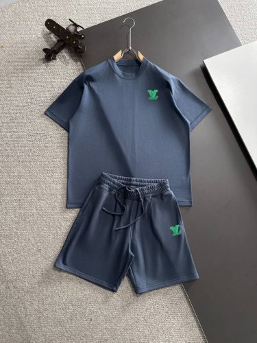 隔天出货 Louis Vuitton 路易威登Lv 高端定制 2025春夏新款松紧带休闲重工水洗套装，蜡染牛肚吸汗透气，专柜定制面料 透气舒适度高，细节无可挑剔