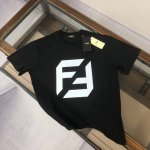 款号：G2099 Fendi 芬迪 2025夏季新款圆领短袖T恤！ - 260G双纱纯棉顶级面料 手感柔软 百分百纯棉独家出货 定染硫化黑无尘处理面料 -面料：
