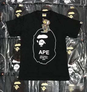 001062款Bape猿人头印花短袖T恤 男女同款 码数Smlxlxxl 黑色白色