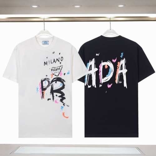 860# 260克 prada 普拉达 25Ss新款 前后字母Logo印花短袖T恤，采用260克双股32支紧密双纱全棉面料，面料柔软。 颜色: 黑色 白色 尺码