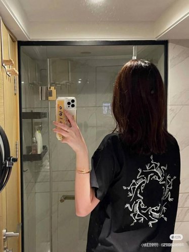 高品质 品名：始祖鸟 Arc'teryx 24Ss 万花筒印花新款宽松男女同款圆领纯棉短袖T恤 版型；宽松版 面料：330G全棉精梳棉 颜色： 黑色-白色 尺码