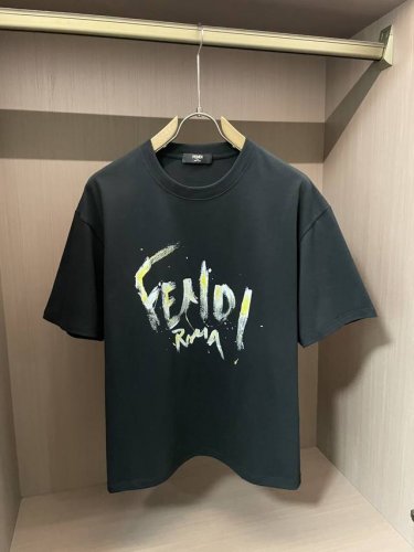 fd 2025春夏新品 优选特定原版开发双股精棉平纹面料 上身挺阔舒适度佳 外穿内搭随意搭配 男女同款夏日必备 尺码S-Xxl