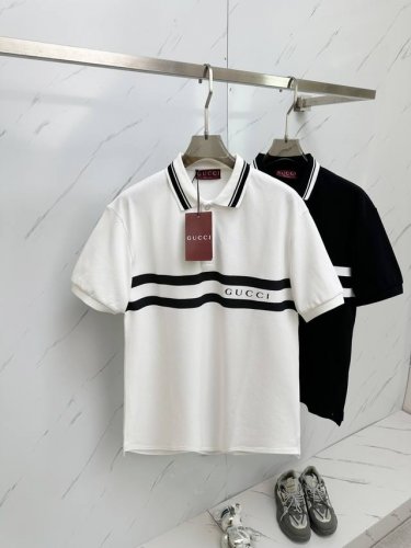 gucci 2025Ss夏季最新品，专柜同步有售，原单狠货，时尚休闲Polo 短袖T恤，上身舒适！吸睛而有亮点，采用进口原版面料，顶级工艺字母图案Logo，简单