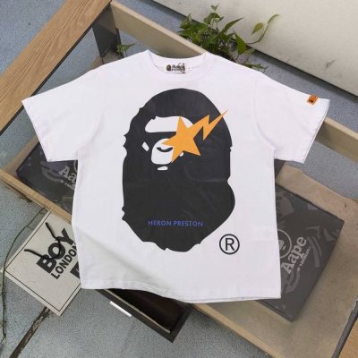 款号 Sc718 2025新款Bape猿人头闪电星星图案Logo印花休闲情侣短袖T恤 邂逅醒目黄棕迷彩猿人头图案 经典元素碰撞时尚火花 R标加持更显独特态度 舒