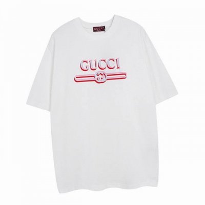 古驰 Gucci 夏季新品 重影腰带字母印花圆领短袖T恤，三色重叠呈现幻影效果，衣服偏厚使整体高透气和柔软性，男女同款。 Color：黑色 白色 Size：Xs