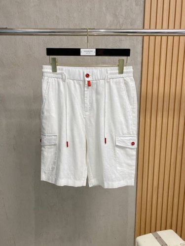 调价 Kiton 男士精品休闲裤顶级面料休闲短裤 最新款上身版型无敌正绝对可以闭眼收的一款此款裤子非常百搭，弹力腰围,日常上班户外运动都可以穿着，是时尚休闲与户