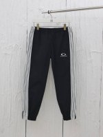 p250 balenciag*/巴黎Blcg 25 五条杠刺绣长裤 面料采用梭织运动面料 白色捆条为面料切割 刺绣进口田岛机 精密绣花 size：36/38/4