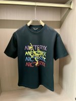 始祖鸟 官网同款 官网同款 官网同款 重磅推荐！2025Ss夏装新品 专柜在售 最新系列图案Logo短袖T恤 必须人手一件的节奏！进口顶极精梳棉面料，极为亲肤舒