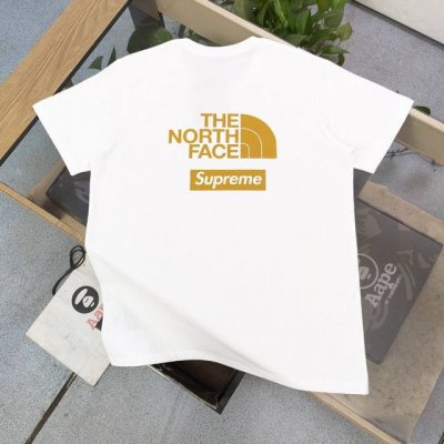 上新 款号：Tx187 夏季新款The North Facesupreme联名北面Tnf经典烫金字母图案Logo字母印花休闲情侣圆领短袖T恤，独一无二的活性环保