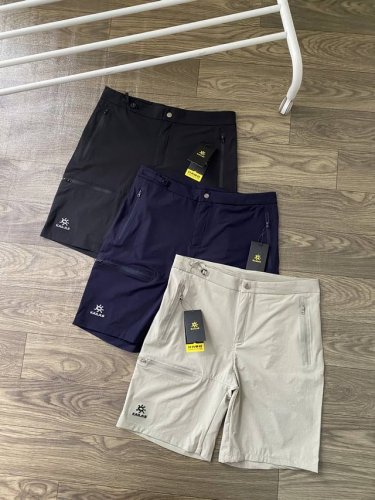 凯乐石纯色Logo刺绣系扣直筒夏季中腰休闲短裤Gamma软壳短裤男女同款 户外休闲短裤。尼龙混纺，具有优良的透气性、耐用性以及弹性，穿着很舒适，多拉链口袋设计，