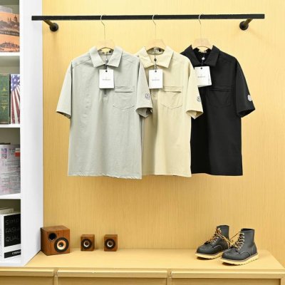上新， 款号25165 Moncler 蒙口25S夏季男士休闲时尚冰丝锦纶半拉链翻领衫！ 夏季凉爽透气时尚休闲Polo衫翻领短袖T恤 口碑牛货！ 难得一见的篙端