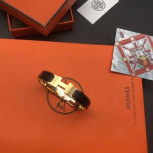 210『Hermes爱马仕珐琅手镯』 重磅来袭通过关系搞到一批海关扣押的爱马仕手镯 全球最火的款式之一 可以承载岁月的经典之作 永不过时 独家渠道 详细特征：
