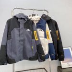 The North Face Tnf北面专柜同款发售休闲户外冲锋衣外套夹克 面料透气舒适，良好的疏水性材料，有效阻挡潮湿环境，运动户外必选，给热爱健身运动的宝宝
