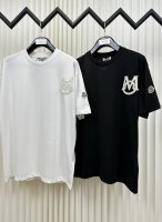 moncler蒙口刺绣字母袖口小标短袖T恤 男女同款 独家定制270克32支双纱滑爽棉 质感非常柔软舒服 100%区别市场的顶级面料 搭配320克1*1螺纹 面