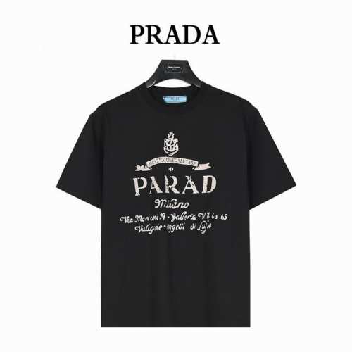 prada 普拉达 25Ss 大Logo签名字母印花短袖T恤 甄选长绒棉纱，260G精纺高支重磅定织定染面料， 裁前高温洗水定型，成品再洗柔，穿着感受亲肤棉柔，