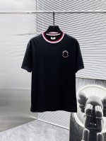 蒙口 Moncler 2025Ss新款 半袖 体恤 短袖 圆领T恤，高端版本！专柜定制面料 透气舒适度高，细节无可挑剔，品牌元素设计理念，体现高品质。手感细腻柔