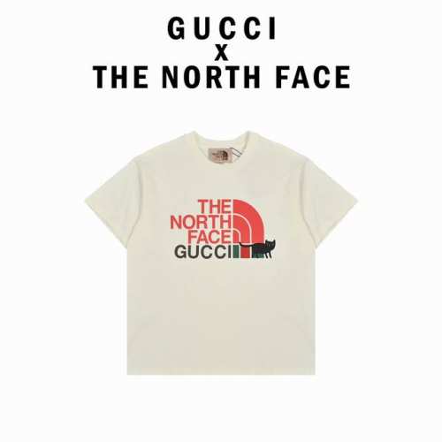 gucci & The North Face 22Ss 联名款印花短袖 独家订染原版的颜色，21S双股罗纹，定染定制，布料做手感外加布面蚀毛工艺处理，前幅电脑扫