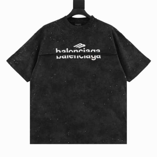 Balenciaga 巴黎世家 渲染满天星刺绣字母圆领短袖 采用双纱平纹，100%棉，32支双纱棉高密布，面料用的是国产新疆优质棉纱，新疆棉花是国产棉花中公认的