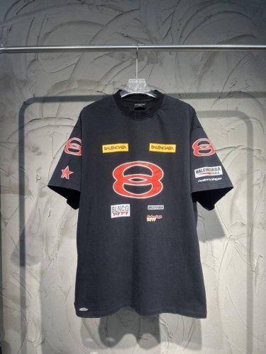 Balenciaga新款巴黎世家短袖双环印花字母T恤Sponsor Logos新款套装运动休闲T恤还有搭配的短裤纯棉面料310克洗水重工磨破割破工艺印花进口材质