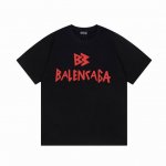 Balenciaga 巴黎世家红色字母短袖， 品质升级，精致做工，手感柔软，充满了复古工艺还拥有厚实的手感，标志性的图标，独有的辨识度。高克重纯棉质感一流！男女