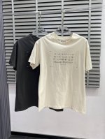 Madison Margiela梅森马吉拉独家专供新款男士休闲短袖 高端定制 高端版本 时尚百搭爆款进口面料 手感超柔软细腻 穿着亲肤舒适 高端精品 代工厂p精