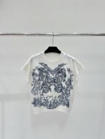 d家 春夏新款 蝴蝶花朵刺绣流苏边针织马甲 颜色： 白色 尺码：36.38.40