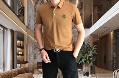 v*Rsace 范思哲2025春夏新款原单男士翻领短袖Polo衫T恤 爆款 简洁时尚百搭 高端品质 无缝包边 胸前贴布刺绣美杜莎Logo图案设计 定制进口双股丝